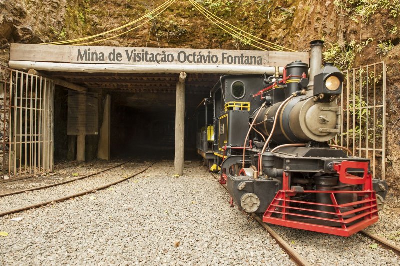 Mina de Visitação Octávio Fontana